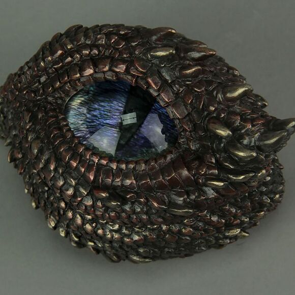 Antique Bronze Finish Thorny Dragon Eye Trinket / Stash Box - Picture 2 of 3